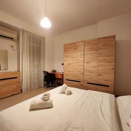 Logos 2 Bedroom Flat W/ Self Check In Apartmán