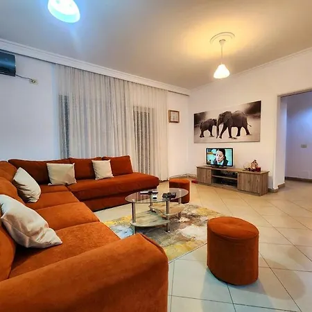Logos 2 Bedroom Flat W/ Self Check In * Tirana